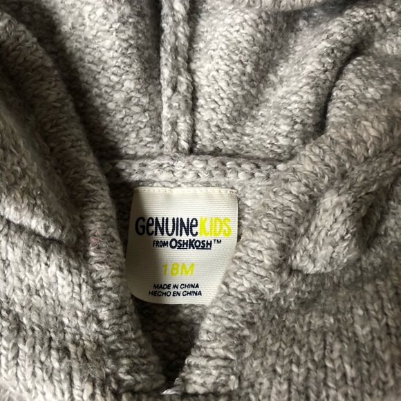 Oshkosh • Marled Grey Knit Poncho - Picture 3 of 5